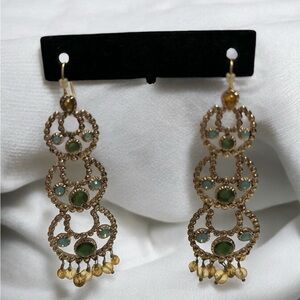 🛍️ 3 for $15 🛍️ Liz Claiborne Gold Tone Crystal & Golden Beaded Earrings 3”